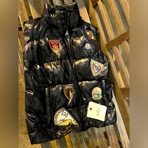 Moncler vest puffer Sz 1 Small fits like M